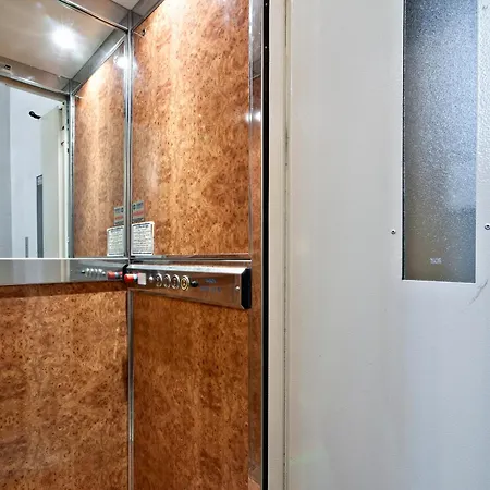 The Golden Hour, Luxury Apartment With A Panoramic View Lecce Exterior foto