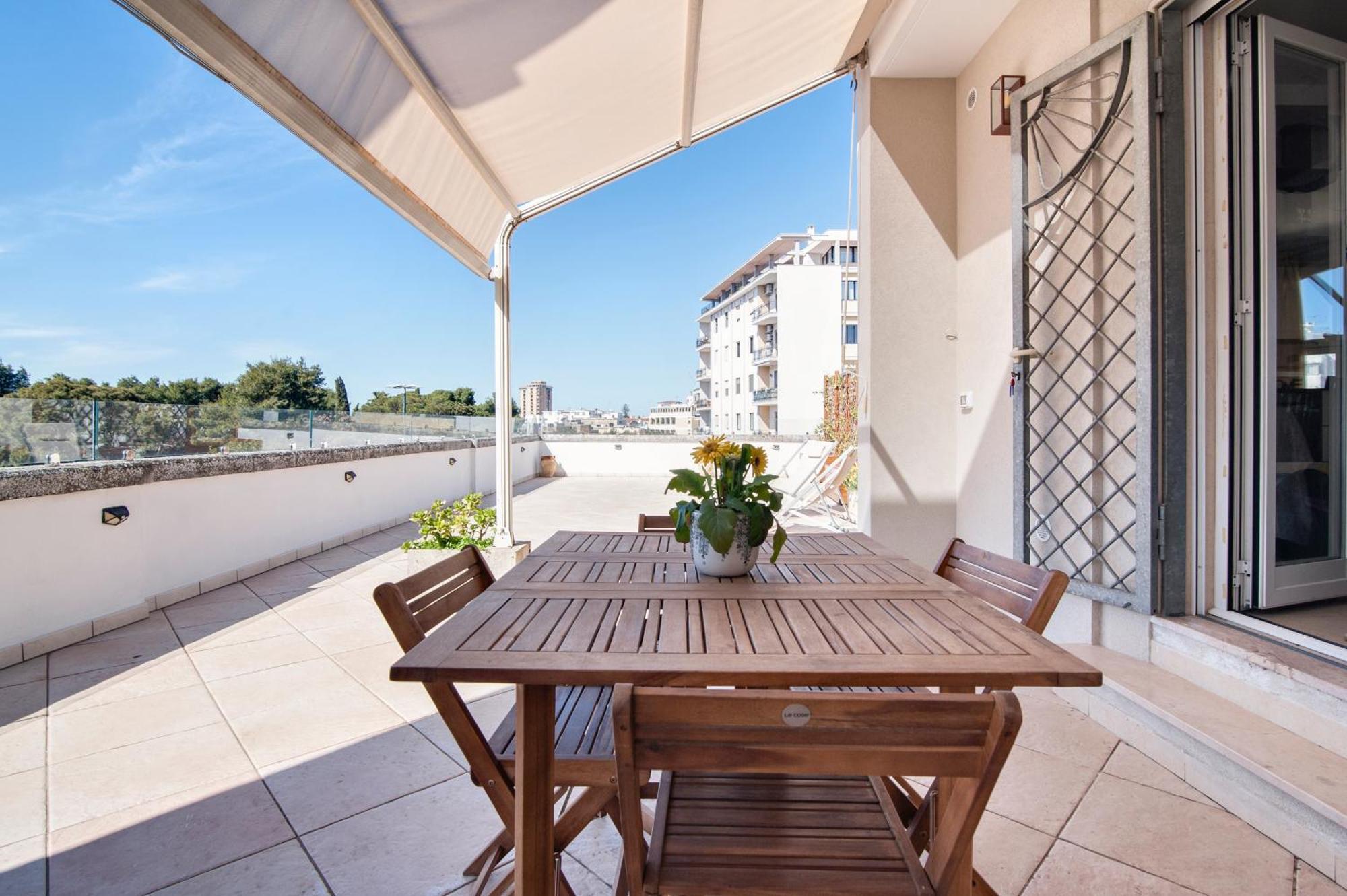 The Golden Hour, Luxury With A Panoramic View Lecce